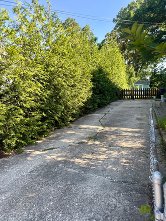 Driveway - House, 4 beds/2 baths, all utilities included