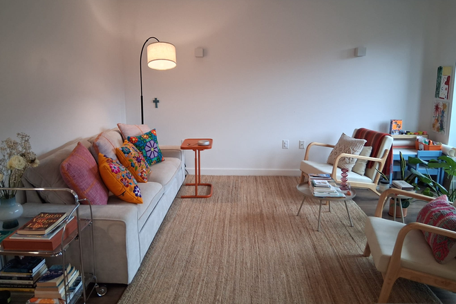 Living room - Duplex at HBS Campus Duplex