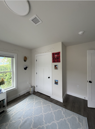 Closet - Sublet Room Spring 2026! Apartments