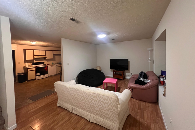 Living room - 138 Clover Valley Cir Townhome