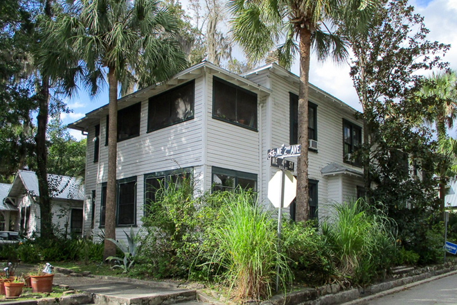 - 1648 - Duckpond Area
