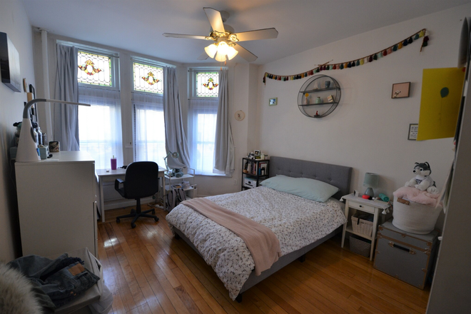 Bedroom - 9/1/25 - Newly renovated, Front facing 3 bed on Westland Ave! H&HW INCL Apartments