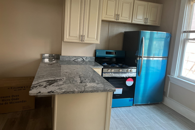 2ND FLR KITCHEN - 2360 VICTOR ST Apartments