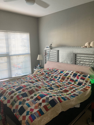 Bedroom - Full 1BR/1Bath Condo (10 min to MUSC), 15 min to Folly Beach, 4 months or longer