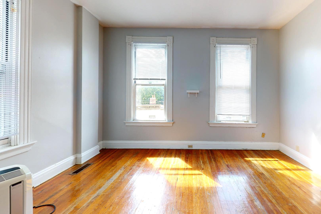 Bedroom - 2222 Flora St House