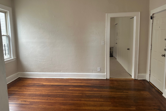 Living Room - For RENT -  3 Bedroom - 1 Bath Apartment In Ivy Hill - Close to Seton Hall