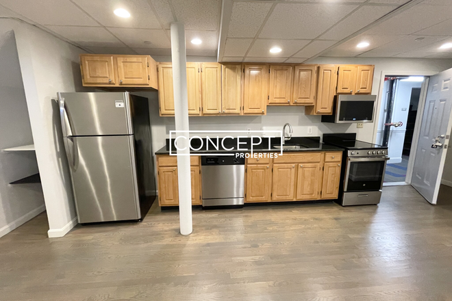 77 Park Dr #D - [ No broker fee] Renovated 2 beds/1bath in West Fenway for Aug 1st [washer/dryer in unit] Apartments