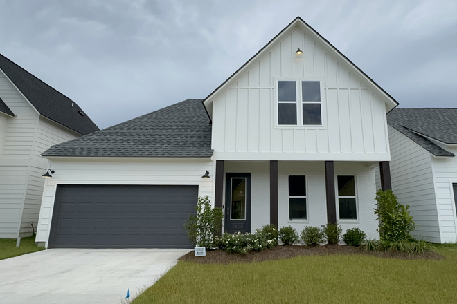 Front - Silverside Cove, new community, 15 minutes from LSU
