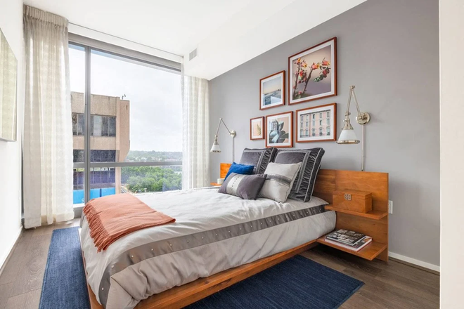 Bedroom - Central Place – Luxury 1BR High-rise in Rosslyn, 1 min to Metro Apartments