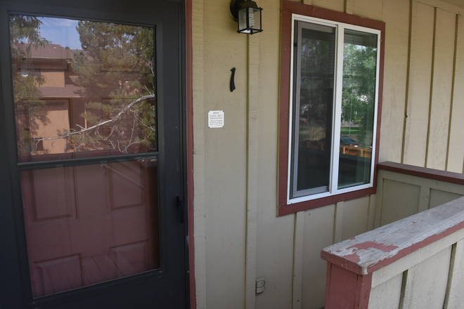 3515 Hayden #1 - 3515 Hayden Pl. (1BR/ 1BA) Apartments