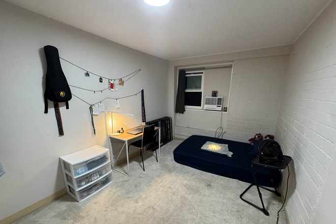 Bedroom 1 - Seaview Avenue 2 Bedroom Duplex