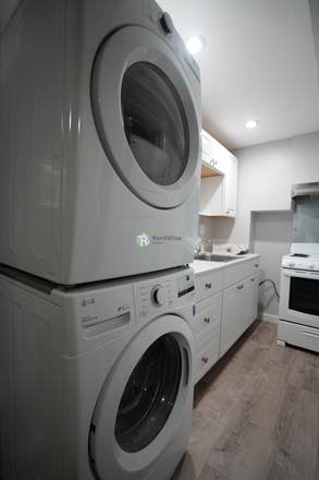 1 - AVAIL NOW-Cozy Basement Studio with W/D in unit! No Broker Fee Apartments