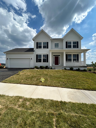 Basement Portion with 3 Bed with 1 Bath and common Kitchen and Recreation Room - Westhill Homes