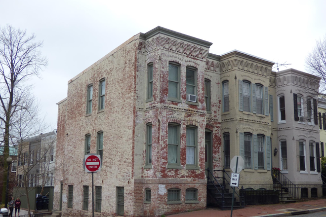 Building exterior - 3300 Prospect/lower unit apartment