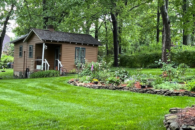 Guest House for rent - Green Hills Guest House