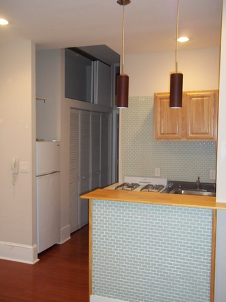Kitchen - 117 South 43rd Street Apartments