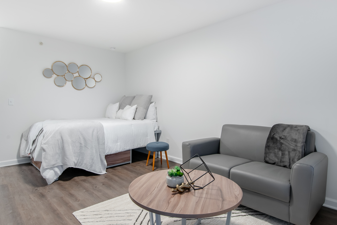 Furnished studio apartment in Blacksburg - Turner NW - Live Solo! Steps from Campus! Apartments