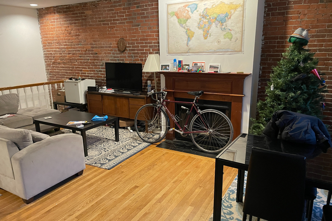 Call NOW for showings! 617-236-8600 - MASS AVE - *1/2 FEE* XL DUPLEX 5BR W/ LNDRY IN BLDNG, EXP BRICK, 2 BATHS, FIREPLACE AVAIL *9/1/2026*