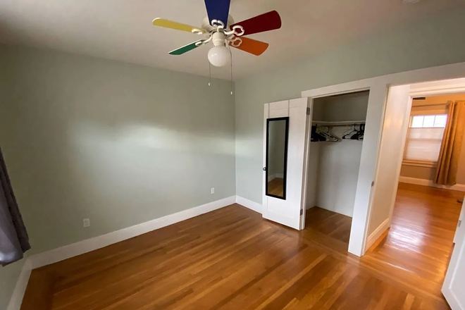Available bedroom. 11'x12' not including closet - Beautiful & spacious house with small patio, walkable to UCB, close to bus lines