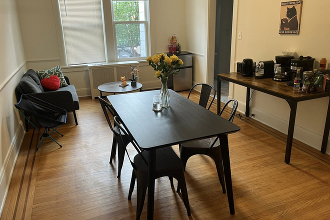 Dining room - Subletter Needed for Rowhome, right next to South Gate of Homewood campus