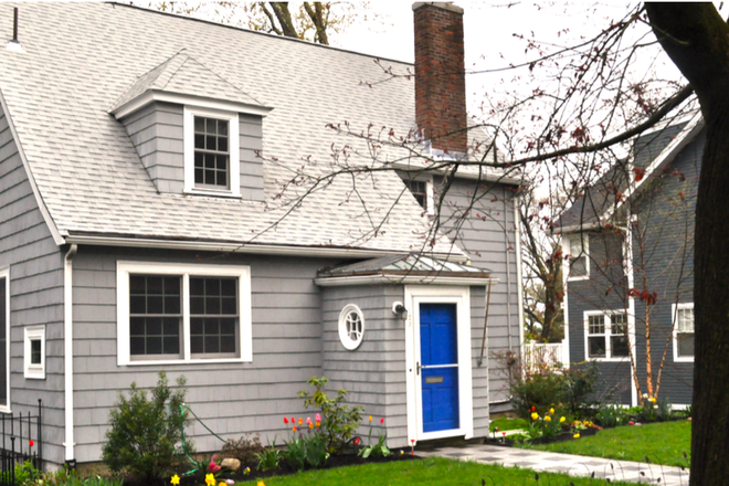 street view - Single family home in South Brookline