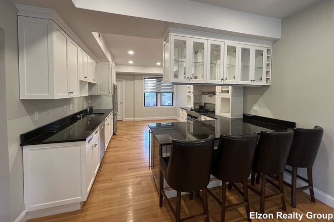 Kitchen - Commonwealth Avenue Apartments, Sublet for Fall 2026!!