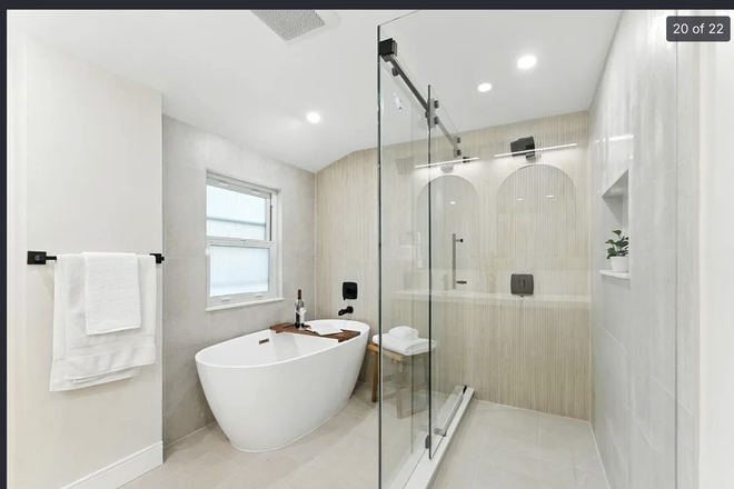 Bathroom (bathtub and shower) - Room w/ Private Bathroom in Modern, Newly Renovated 4 Bedroom House