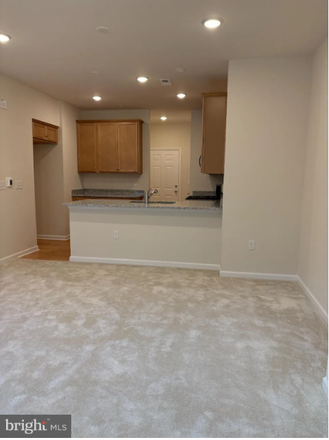 living room - 2BR thome-Parker Blvd-Princeton Junction