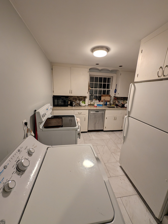 Kitchen - 1 Bedroom in house, close to campus