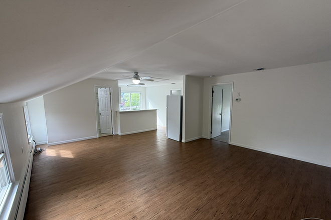 Living Room Dining area - Apartment downtown Port Jefferson NY