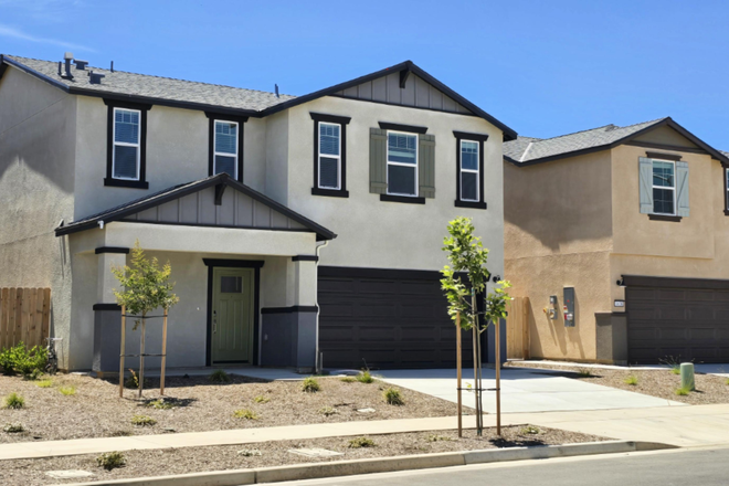 Outside - 4632 Athena Dr House- Rooms for Rent - Female UC Merced Students