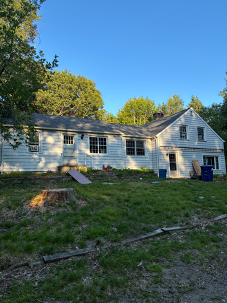 House exterior - Newly Renovated URI Student Housing – Private Bedrooms with Individual Leases or group of 5 House