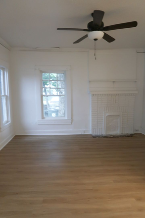 Photo - Battleship Apartments