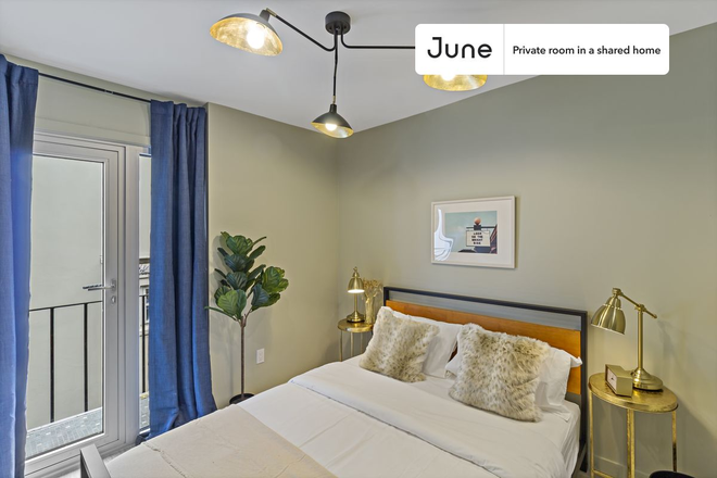 Photo - Private bedroom in 5 bed/3.5 bath Home