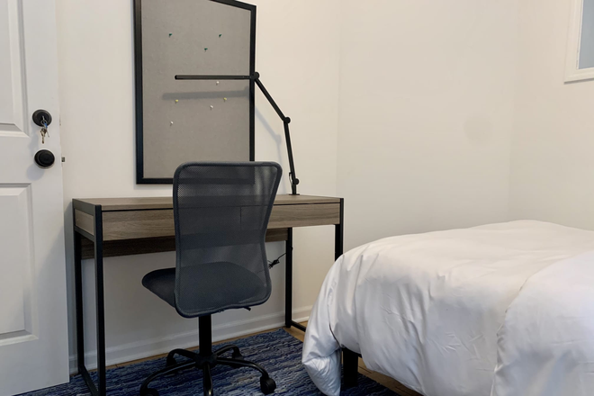 Bedroom - Rooms available now in Little Italy. $950-1000 Apartments