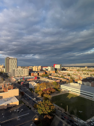 outside street view - The Nest at 1324 – Modern Student Housing near Temple University