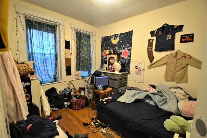 Bedroom - Cottage close to campus Apartments