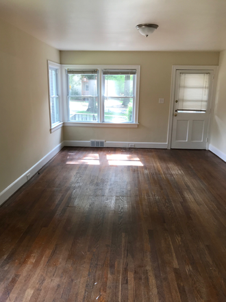 Living Room - Duke East Wall. Beautiful 2 Bedroom ($1700.00/month) or 1 bedroom apartment ($1400.00/month)