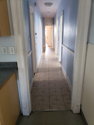 Call NOW for showings! 617-236-8600 - FANEUIL ST - *NO FEE* IN OAK SQ! LRG 4BR/1BA W/ LNDRY IN BLDNG, EIK, DW, PORCHES AVAIL *9/1/2025* Apartments