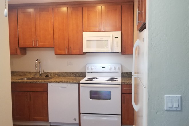 Kitchen - Peaceful 1bd1bth Apartment