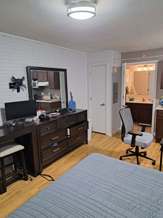 Living area - Studio west Apartments