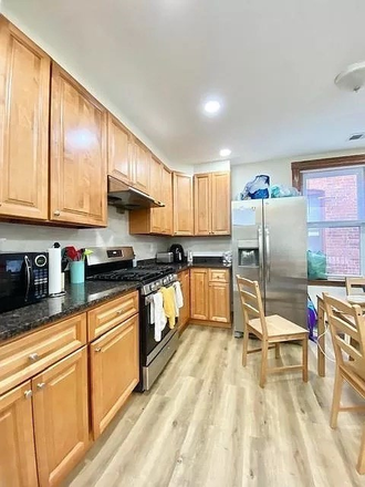 . - Close to Campus less then 1 mile.