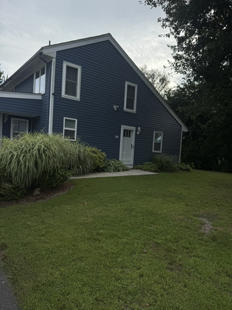 Front - 30 Greene Lane Narragansett, RI, RI 02882