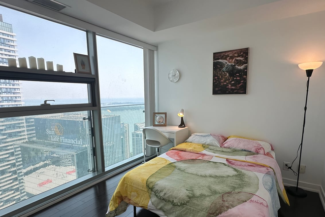 Bedroom - Fully Furnished Private Rooms | ICE Condos Near Rogers Centre & CN Tower