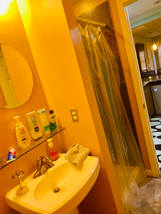Bathroom - Furnished Studio in Cabbagetown/Reynoldstown/Grant Park Apartments
