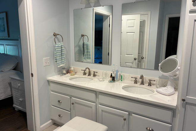 Primary Suite Bath - 3 bed furnished ranch. Available 9/1/26-5/15/2027. NO UNDERGRADS. House