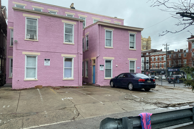 Rear of unit and allotted parking spaces - Wheeler Street, 3-4 Bedroom, 1 Bath, Short walk to campus Townhome