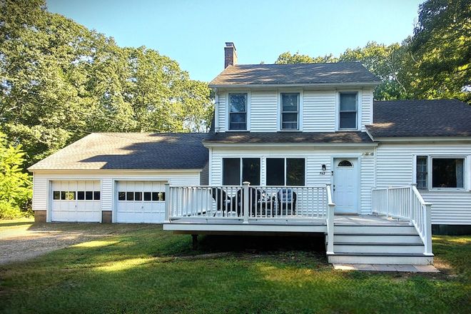 Exterior - Stunning 4 Br 2 Ba house 5-10 min. from Campus Available 6-1-27