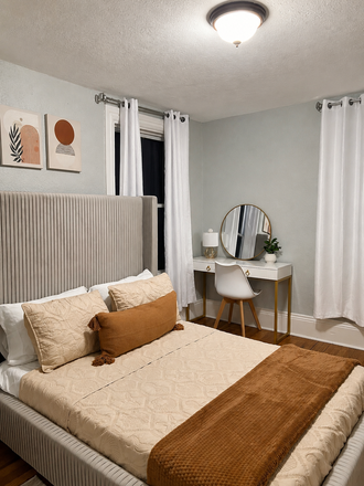 BEDROOM - GLENY LEBRON House