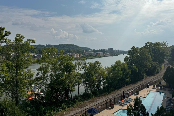 Outside view - [2-bed and 1 shared bathroom at the Landings available now! ($1,030 / person)]